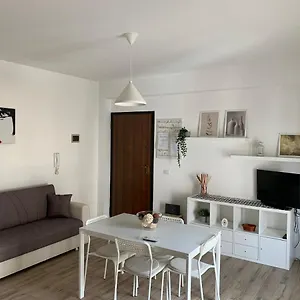 https://casa-vacanze-giardini-naxos.sicilyhotelsitaly.net