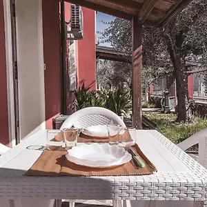 https://appartamento-la-casa-rossa-solo-affitti-brevi.emilia-romagnahotels.net